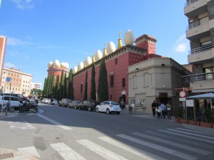 Exterior of the Dalí museum